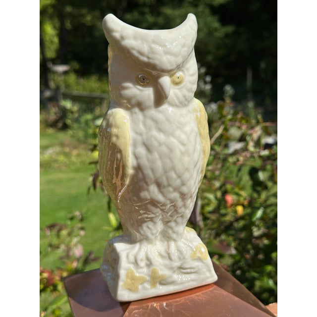 Cream Belleek Owl Vase, Irish Porcelain, 8-1/4", 6th Mark (1965–1980), Cream With Yellow Pearl Accents For Sale - Image 8 of 10