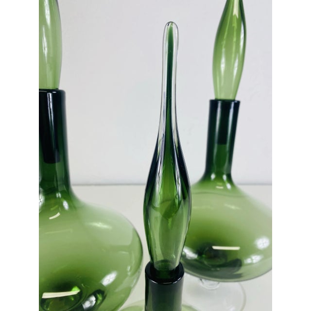 Mid-Century Vintage Complementary Set of Hand Blown Art Glass Jars For Sale In Philadelphia - Image 6 of 10