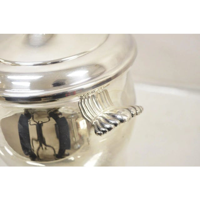 Metal Mid 20th Century Wm Rogers & Son Paul Revere 27 Silver Plated Lidded Ice Bucket With Glass Liner For Sale - Image 7 of 10