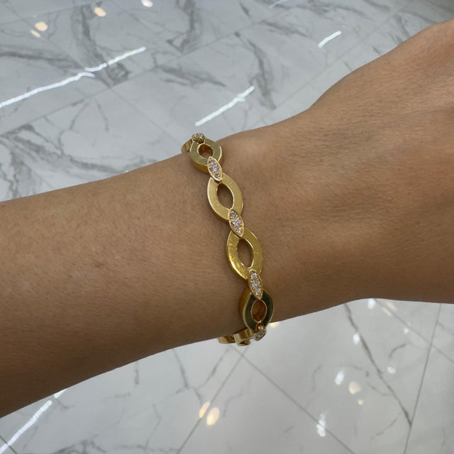 Vintage Cartier 18K Yellow Gold Diadea Diamond Oval Link Bracelet For Sale In Houston - Image 6 of 7