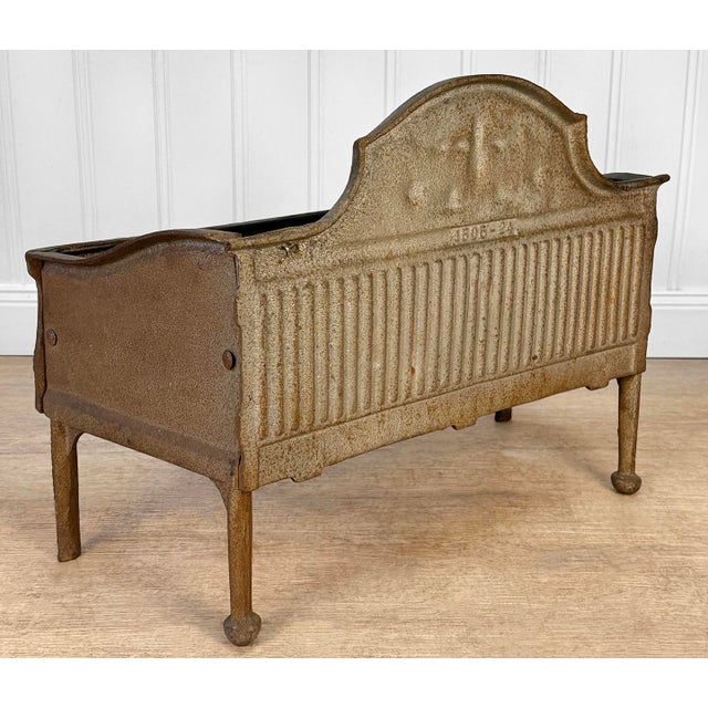 Antique Victorian Cast Iron Fireplace Coal Grate W/ Fleur De Lis Motif For Sale - Image 4 of 12