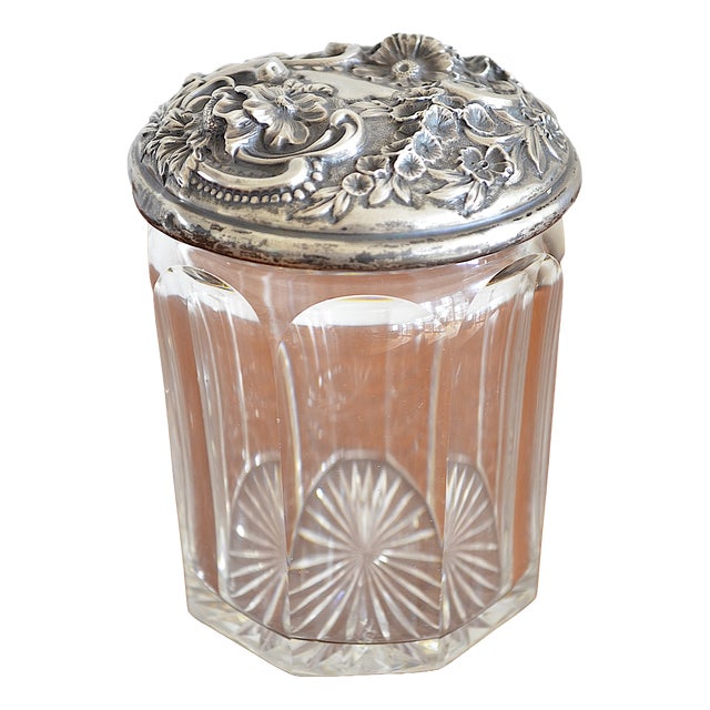 Crystal Box with Floral Decor in Sterling Silver, 1900s For Sale