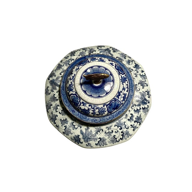 Maitland - Smith Late 20th Century Maitland-Smith Blue and White Octagonal Jar With Brass Fish Lid For Sale - Image 4 of 10