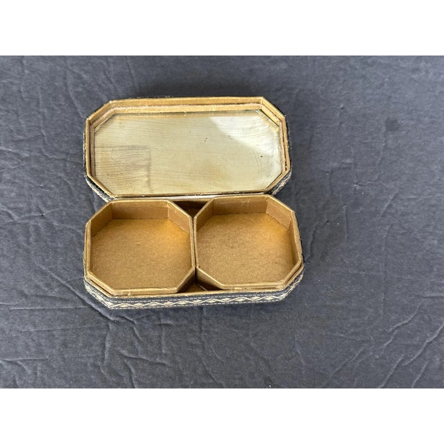 1900 - 1909 Small Decorative Brocade Trinket Box With Mirror For Sale - Image 5 of 12