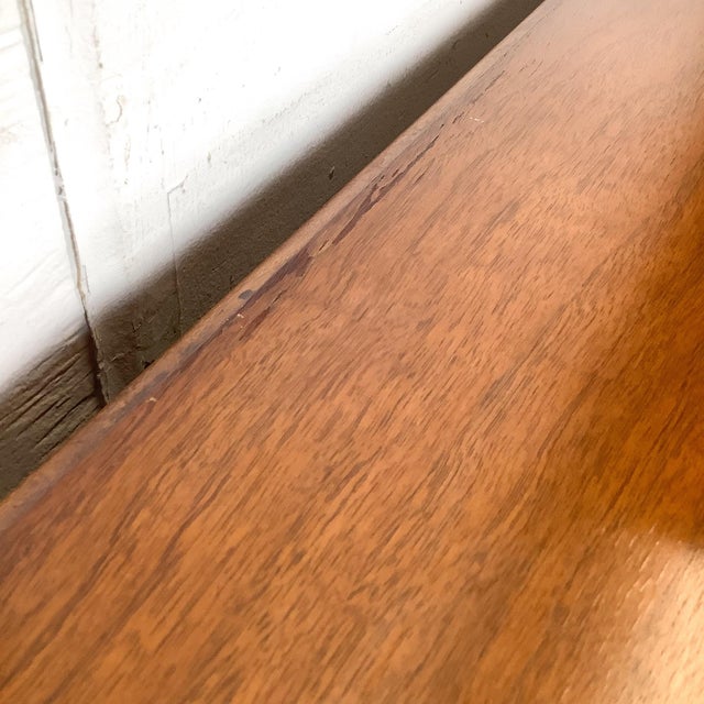 Antique Queen Anne Style Burl Walnut Kneehole Desk — Brass Bail Pulls, Bun Feet, Glass Top, C. 20th Century For Sale - Image 9 of 12