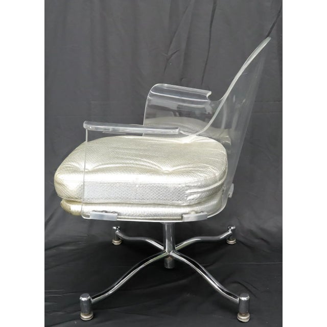 Antique White Set of 4 Bent Lucite Dining Chairs on Chrome Bases For Sale - Image 8 of 12