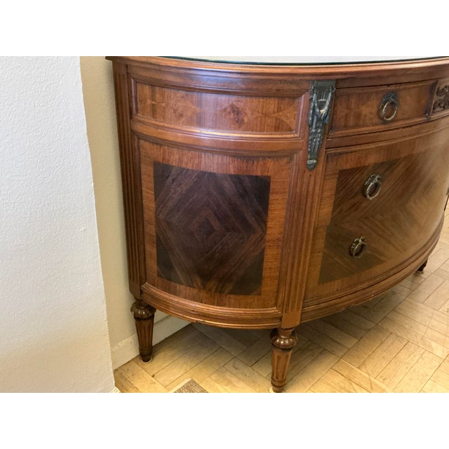 Early 20th Century Mahogany Bow Front Bureau For Sale - Image 4 of 11