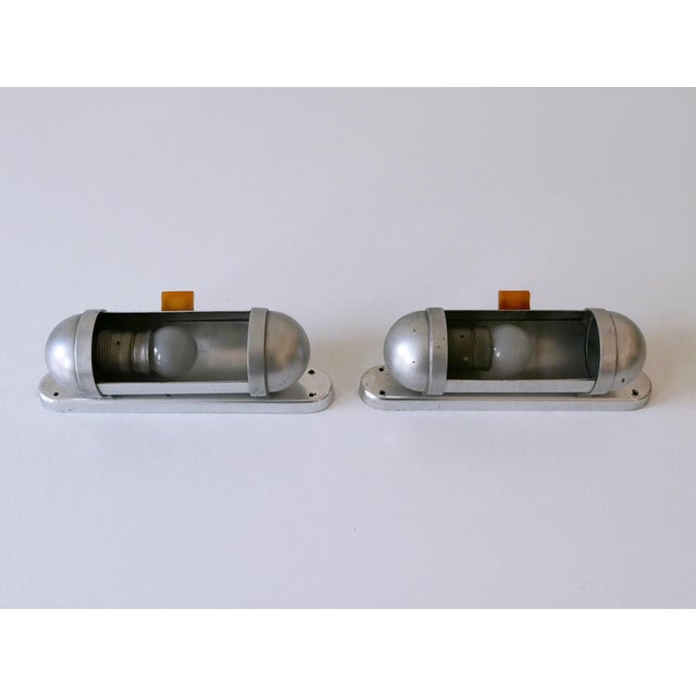 Metal Streamline Submarine Cabinet Sconces from König, Germany, 1940s, Set of 2 For Sale - Image 7 of 18