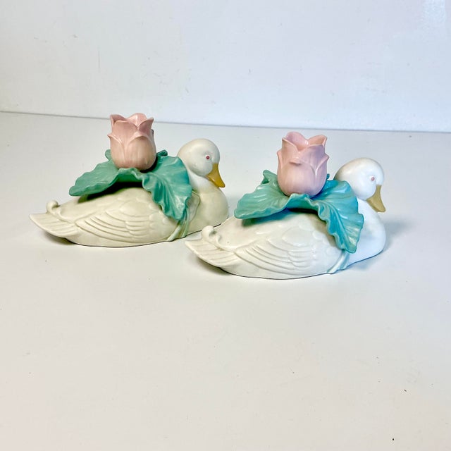 1970s Vintage Fitz & Floyd Coastal Americana Duck & Tulip Candleholders - A Pair - Easter For Sale - Image 11 of 15