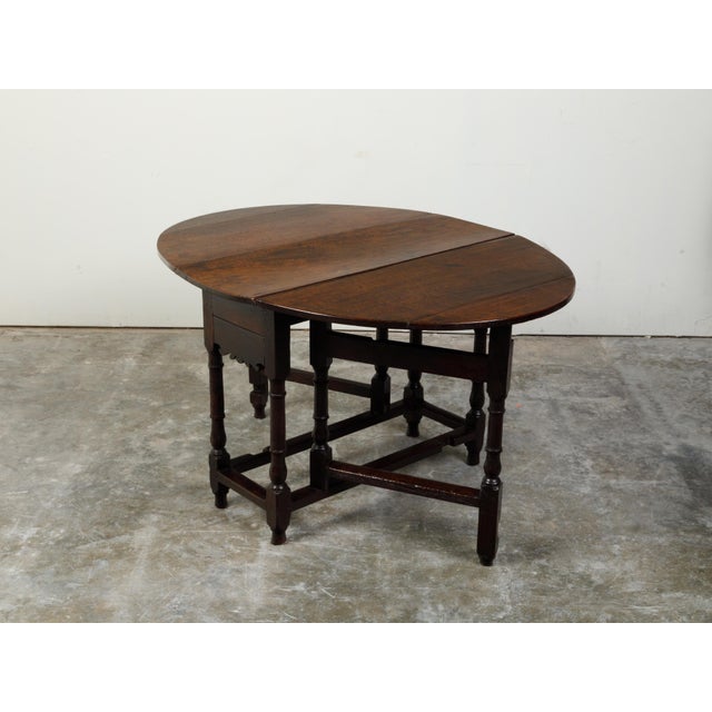 Wood English 18th Century Oval Top Drop-Leaf Gateleg Table with Turned Legs For Sale - Image 7 of 11