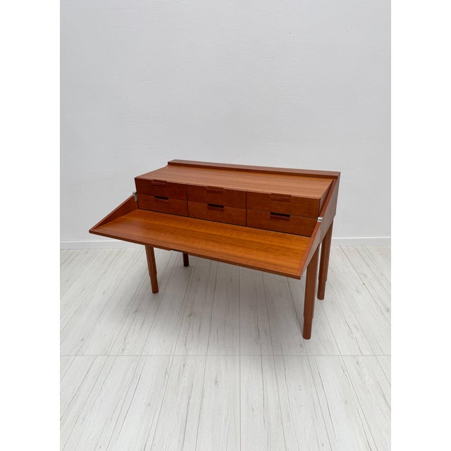Vintage Postmodern Cherrywood Secretary by Antonio Citterio for B&B Italia, 1980s For Sale - Image 6 of 13