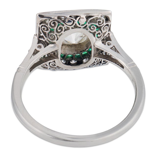 Art Deco Style 1.00 Carat Old Mine Cut Diamond Emerald Platinum Target Ring, Size 7.25 For Sale In Los Angeles - Image 6 of 6