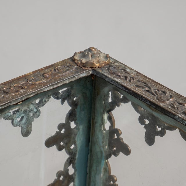 Late 19th Century Patinated and Gilded Bronze Parlor Aquarium For Sale - Image 9 of 13
