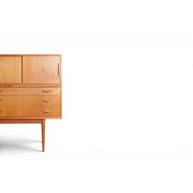 1960s Danish High Sideboard in Teak With Mirror Backed Bar For Sale - Image 4 of 7