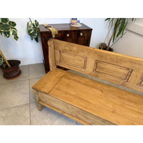 Farmhouse Corner Bench in Wood For Sale - Image 11 of 12