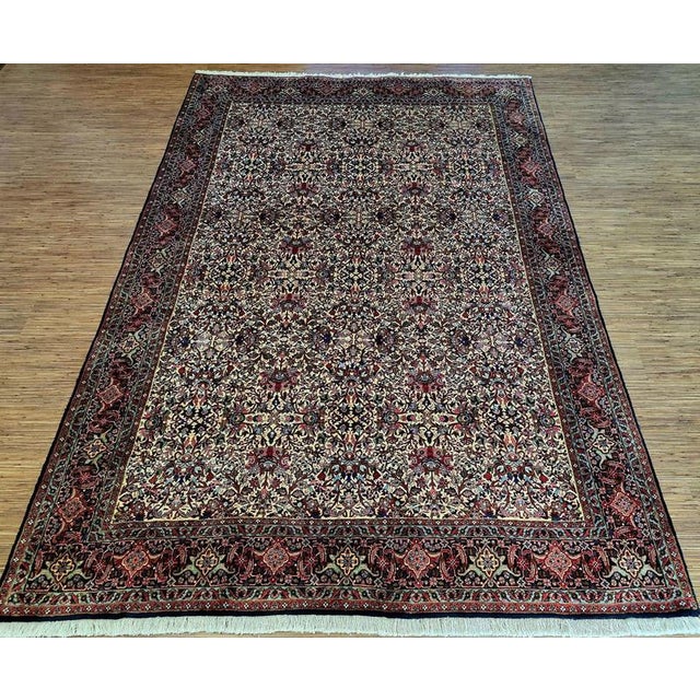 Middle Eastern Rug in Pure Wool For Sale - Image 3 of 11