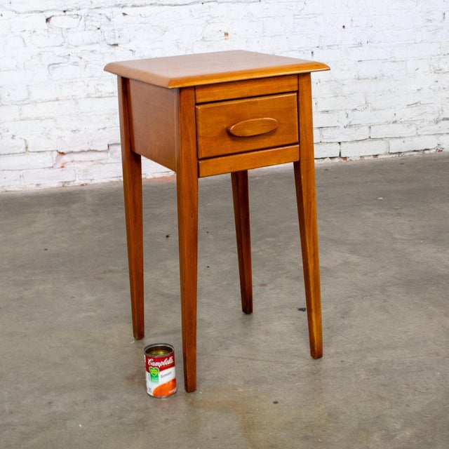1930s to 1950s Transitional Solid Maple Nightstand or End Table With Hand Carved Pulls For Sale - Image 18 of 18
