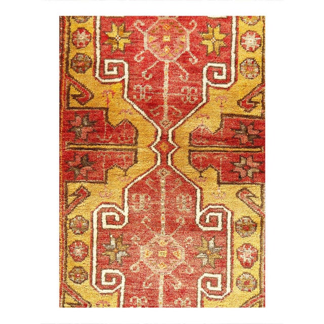 Hand knotted Turkish Oushak rug made of 100% hand-spun lamb's wool rug and all natural dyes. Each rug has a dense, soft...