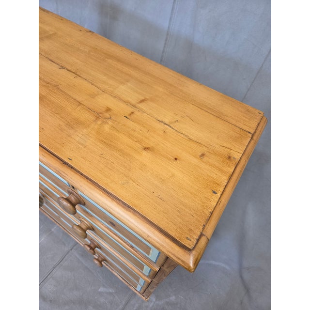 Antique English Edwardian Natural Pine Chest of Drawers With Blue French Line For Sale - Image 10 of 14