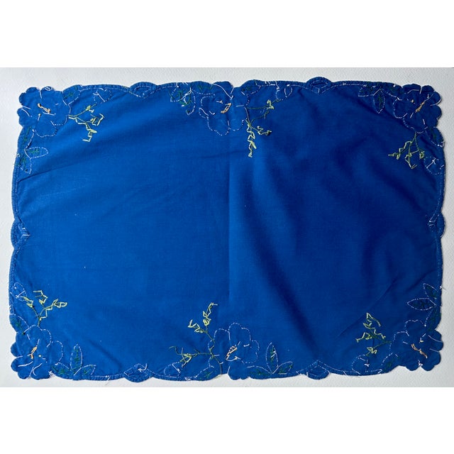 Mid 20th Century Set of 6 Madeira Blue Cotton Placemats & Embroidered White Florals For Sale - Image 14 of 15