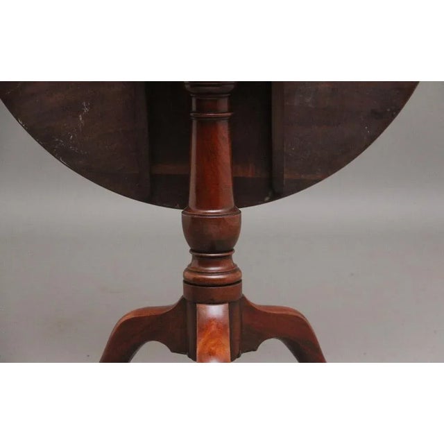Antique 18th Century Mahogany Tripod Table, 1780s For Sale - Image 3 of 9