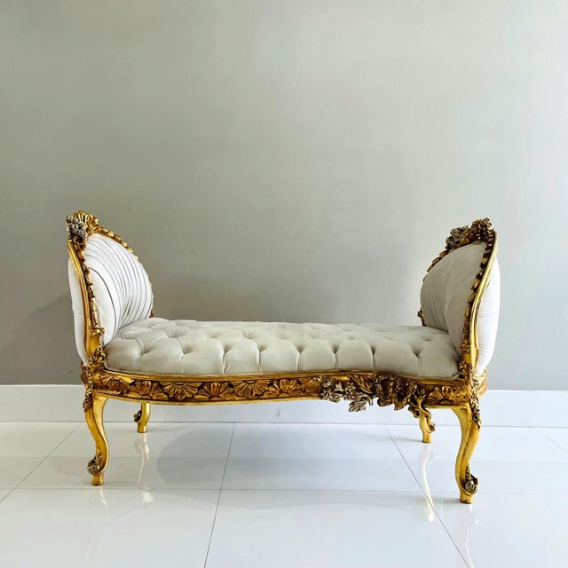 French Marquis French Tufted Bench White Velvet For Sale - Image 3 of 9