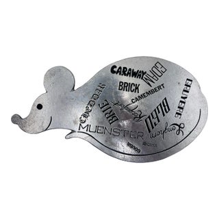 1970s Whimsical Smiling Mouse Cheeseboard With Cheese Varieties For Sale