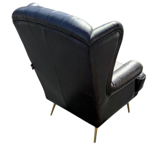 The Epitome of Mid-Century Prestige: Rare Vintage Rubelli Leather Wingback Chair For Sale In Raleigh - Image 6 of 10