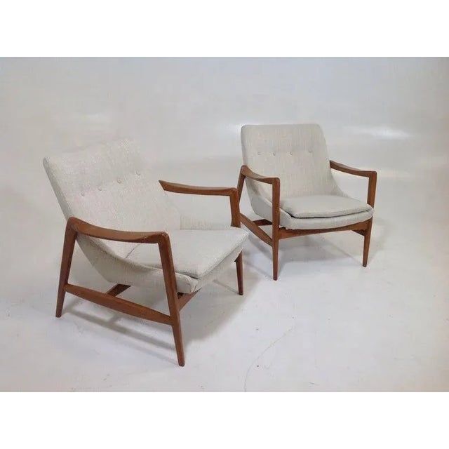 Textile Modern Mid Century Style Lounge Chairs in Boucle Fabric - Set of 2 For Sale - Image 7 of 7