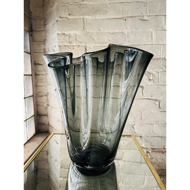 Late 20th Century Postmodern Charcoal Ruffle Vase For Sale In Cincinnati - Image 6 of 10