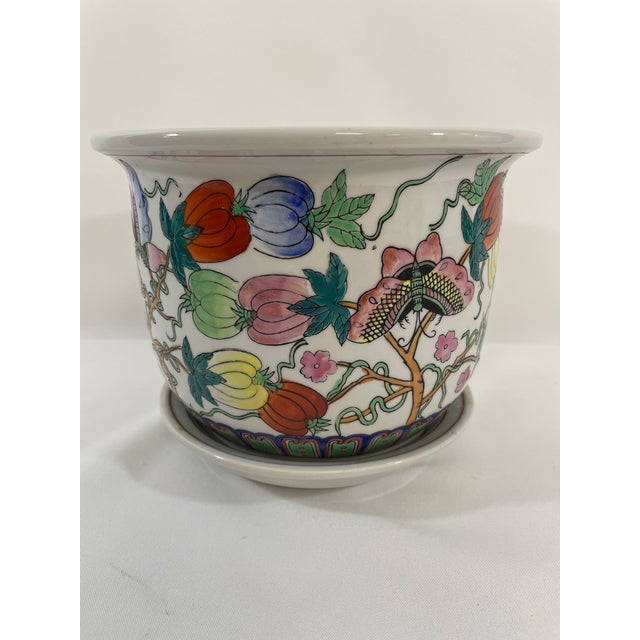 White Mid 20th Century Porcelain Famille Rose Cachepot Planter With Drain Plate For Sale - Image 8 of 17