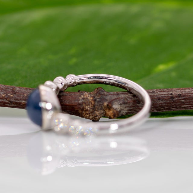 2.6Ct Star Sapphire Cabochon Ring With Natural Diamond Accents: Solid 14k Gold, Size 6.75 For Sale - Image 9 of 9