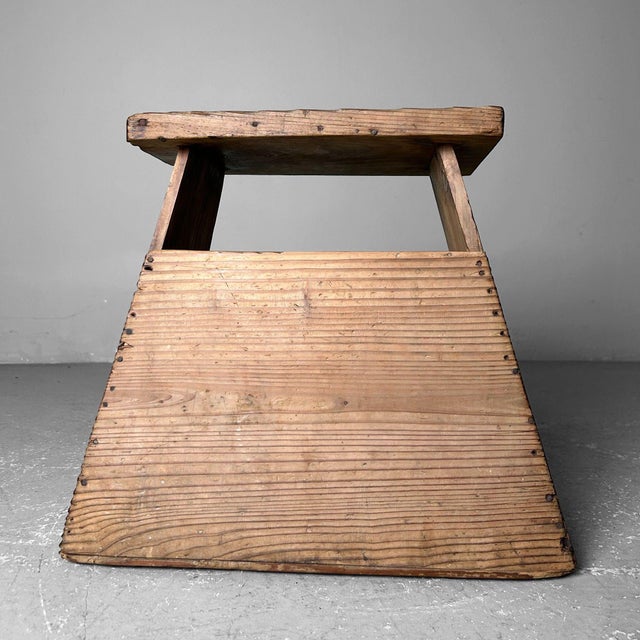 Brown Minimalist Fumidai Wooden Step Stool, Japan, 1950s For Sale - Image 8 of 8