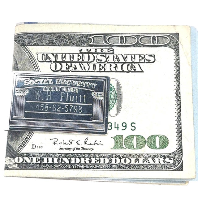 1990s Tiffany & Co Social Security Money Clip Sterling Silver Estate For Sale In New York - Image 6 of 8