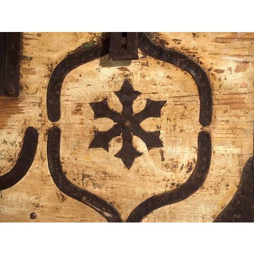 Antique Iron-Bound Chest in Pine, Central Europe, 1780 For Sale - Image 11 of 15