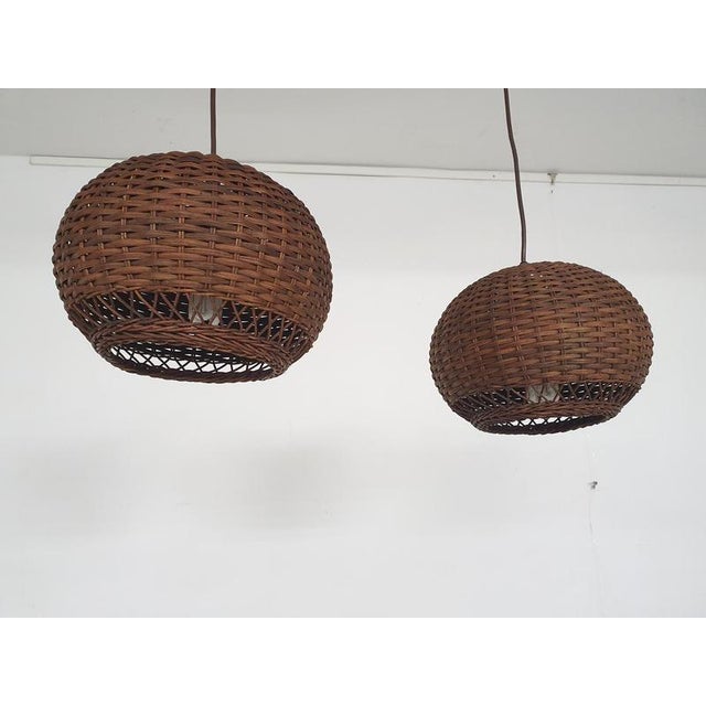 Vintage Dutch Rattan Pendant Lights, 1950s, Set of 2 For Sale - Image 4 of 10