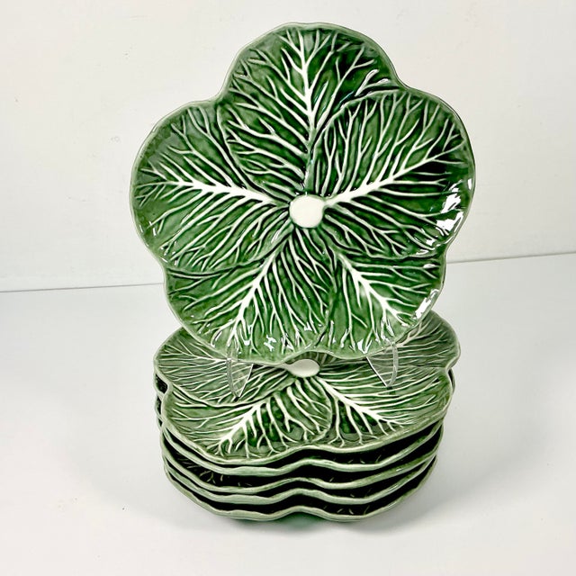 1990s Vintage Hollywood Regency Boho Chic Majolica Cabbage Ware Dinner Plates - Set of 6. For Sale - Image 9 of 14
