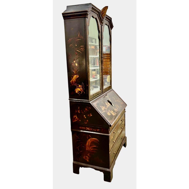 Early 18th Century Queen Anne Japan Secretary Bookcase For Sale - Image 4 of 14