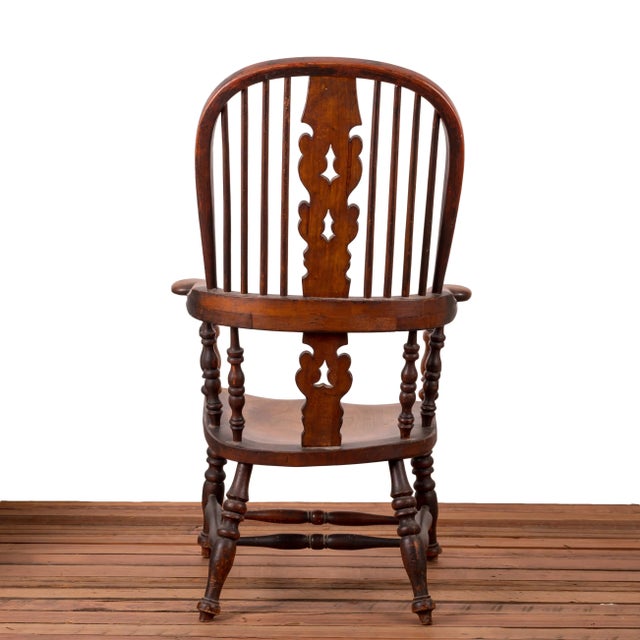 Early 19th Century English Broad Arm Windsor Chair For Sale - Image 5 of 13