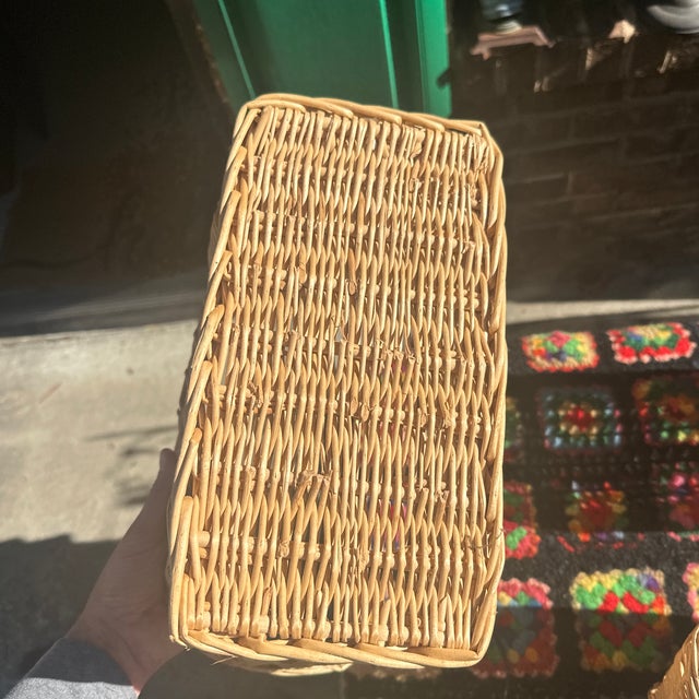 Tan Vintage Wicker Nesting Nantucket Style Bicycle Baskets For Sale - Image 8 of 8