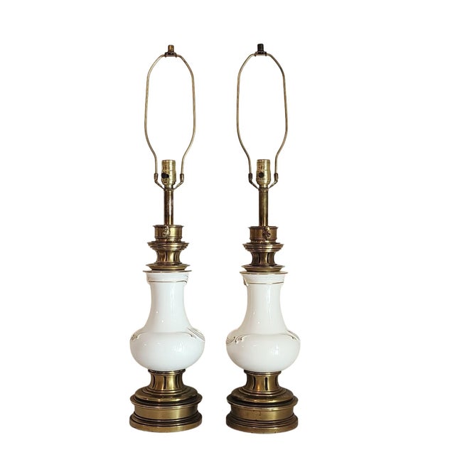 1950s Mid-Century Stiffel Ivory Enamel and Polished Brass Table Lamps - Pair For Sale - Image 5 of 13