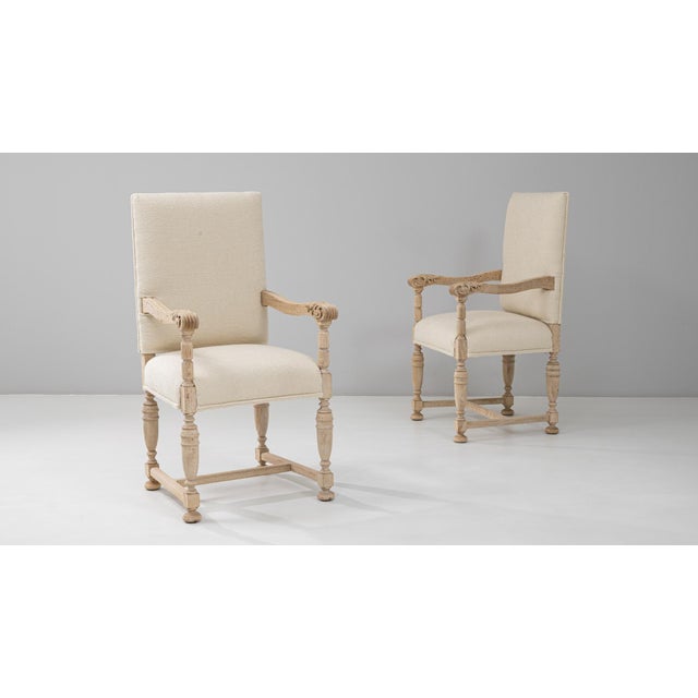 French 1900s French Oak Armchairs With Upholstered Cushions - A Pair For Sale - Image 3 of 18