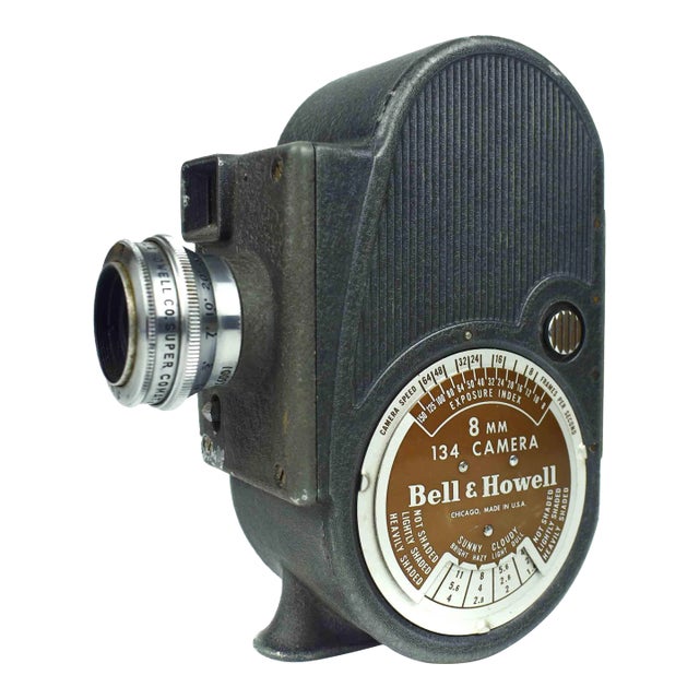 Mid 20th Century Bell & Howell Electric Eye 8 Mm Roll Film Movie Camera Usa For Sale