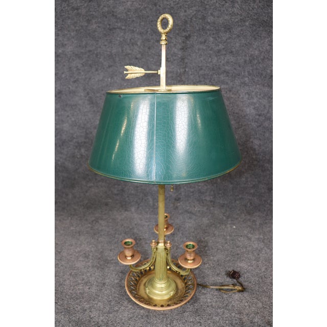 1950s French Directoire Louis XVI Style Gilt Metal & Tole Bouillotte Lamp For Sale In Philadelphia - Image 6 of 14