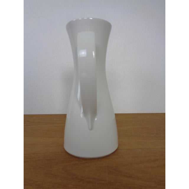 1980s Porcelain Salier Vase by Siegmund Schütz for KPM Berlin, Germany, 1951 For Sale - Image 5 of 16
