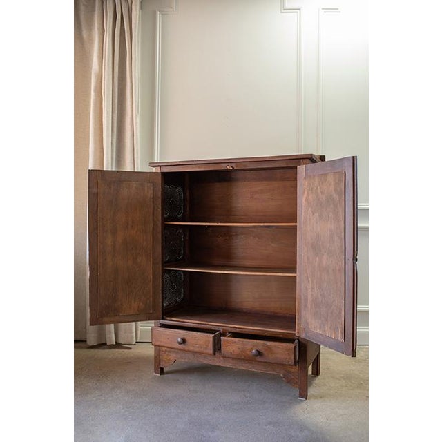 American 18th Century American Pie Safe With Pierced Tin Panels For Sale - Image 3 of 12