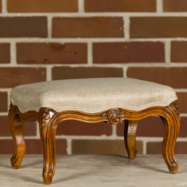 Wood 19th Century French Louis XV Style Walnut Footstool with Custom Linen Upholstery For Sale - Image 7 of 12