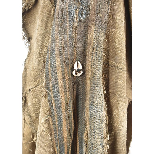Early 20th Century Early 20th Century Toma Standing Wood Figure Guinea For Sale - Image 5 of 7