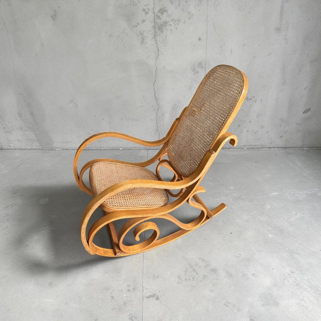 1970s Vintage Thonet-Style Bentwood Rocking Chair – C. 1970 For Sale - Image 5 of 14