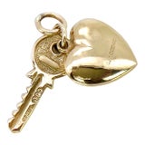 Vintage Heart and Key Charm, London 1963, 9k For Sale